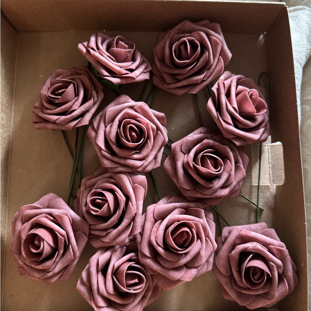 Set of Artificial Ling’s Moments Mauve Roses